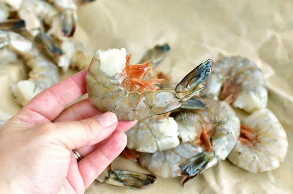 Peel and Devein Shrimp Like a Pro: A Beginner-Friendly Method